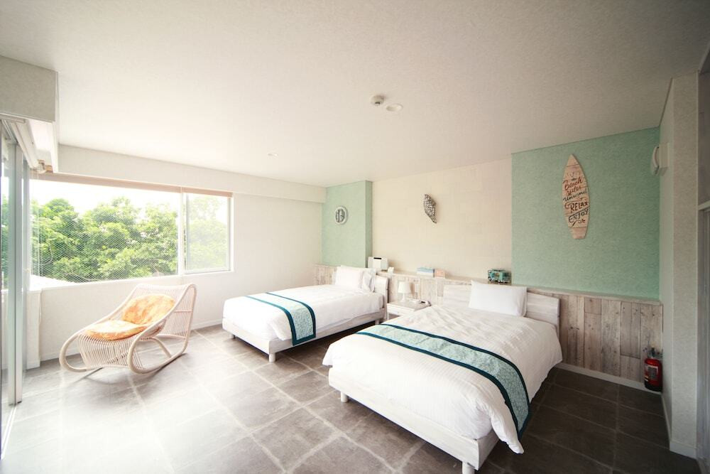 海も山も楽しめる。オーシャンフロントの宿4257393