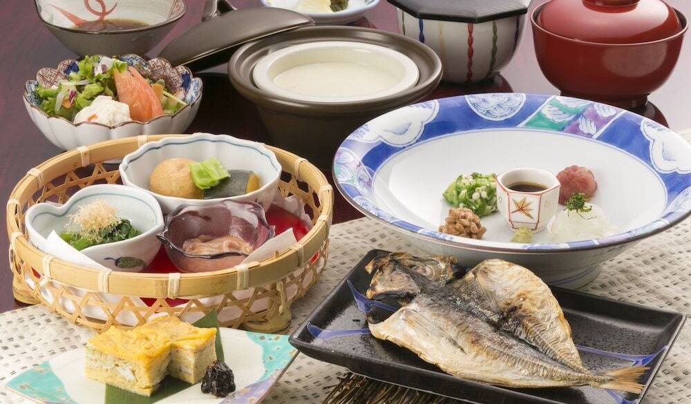 干物を楽しむ
和朝食をお部屋で / 1