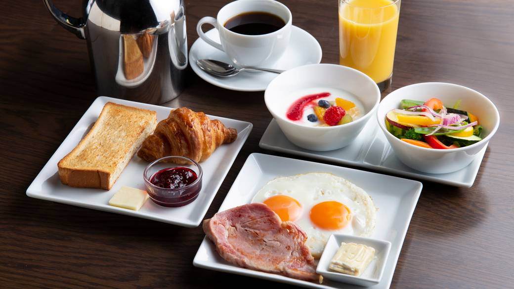 朝食／フライドエッグ例 / 1