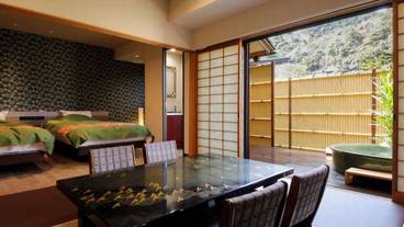 花地蔵庵　露天風呂付客室① / 5