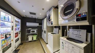 自動販売機 / 24