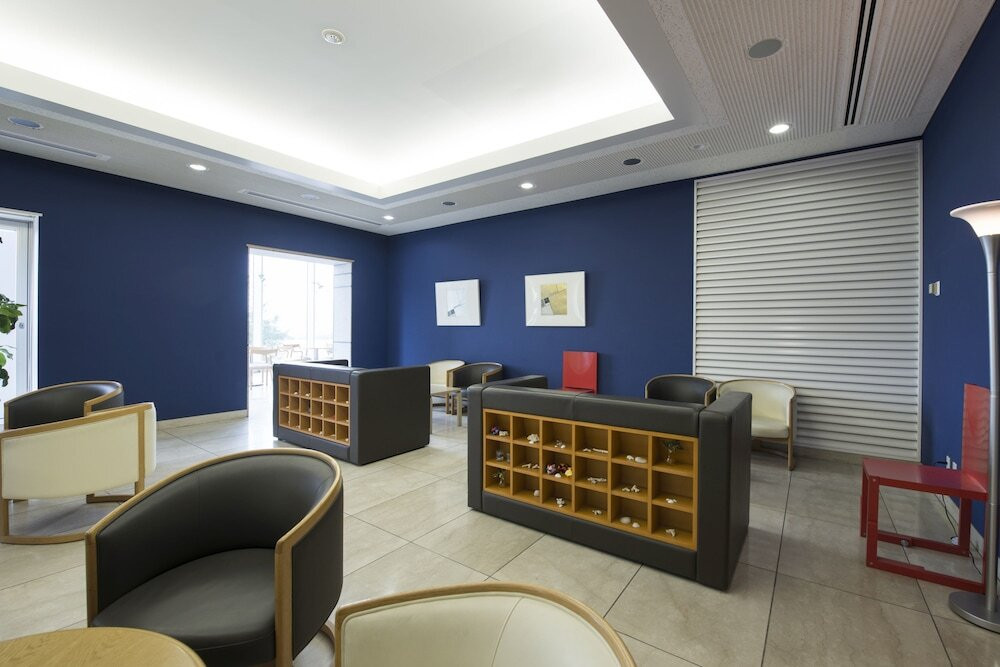 ロビーラウンジ