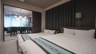 デラックス アパートメント (601)