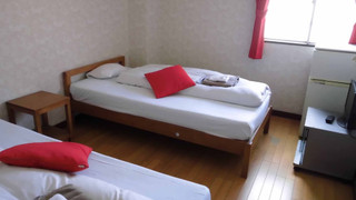 エコノミー ツインルーム 禁煙 共用バスルーム （和室または洋室）