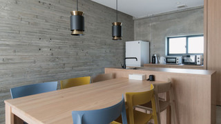 コンドミニアム (1)