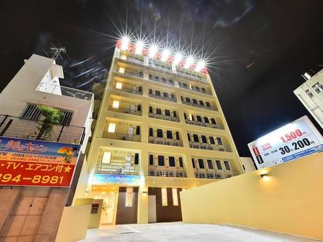 個室ホステル美らキャビン / 2