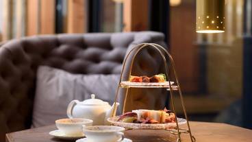 ラウンジのアフタヌーンティー① / 1