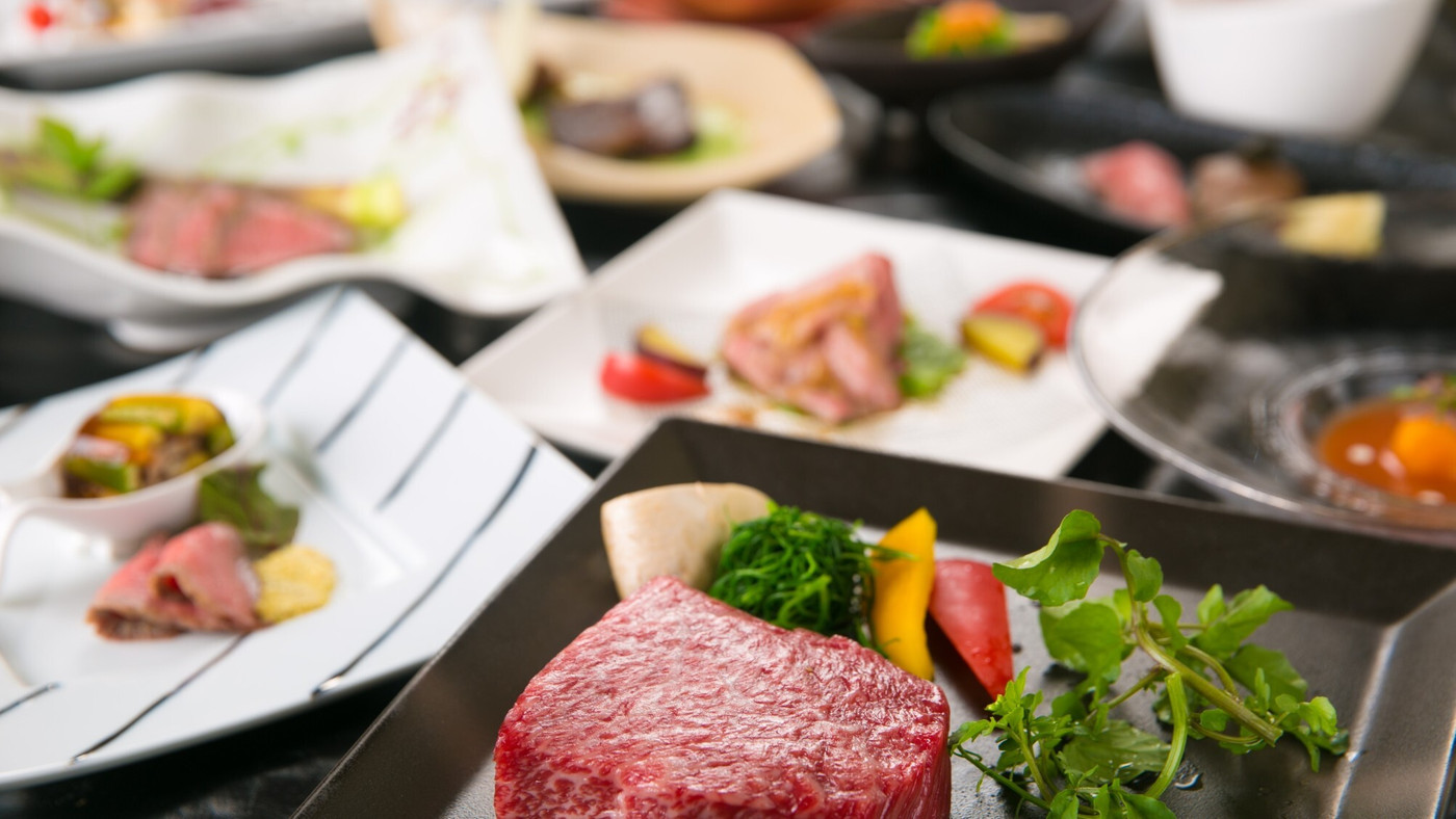 “おふたり専用宿”で「米沢牛尽くしの豪華懐石」を3485231