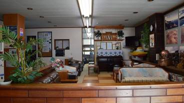 ロビーラウンジ / 4