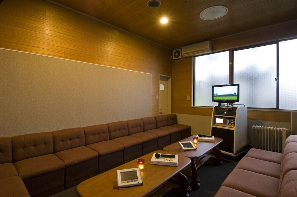 カラオケ ルーム