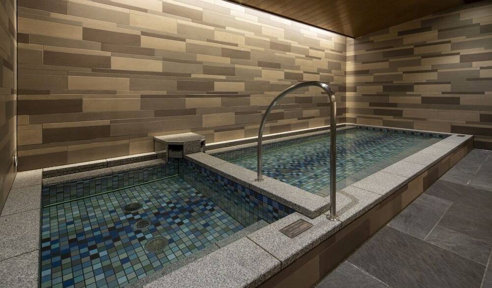 ミストサウナで
すっきりリフレッシュ / 1