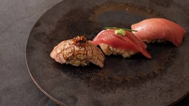 食事・飲み物 / 4