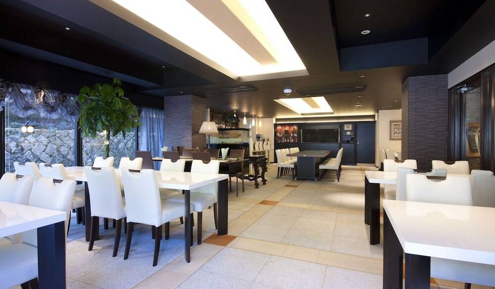 ホテル菊乃家 レストラン② / 2