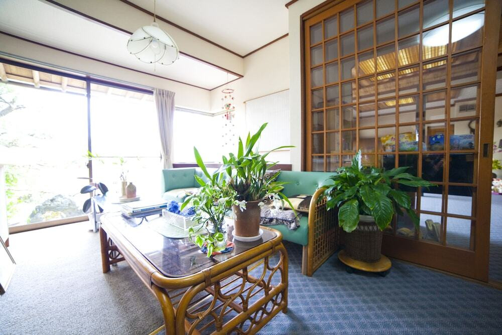 ロビー応接スペース