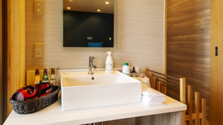 ツインベッドと畳 オーシャンビュー半露天風呂 [和洋室] 禁煙