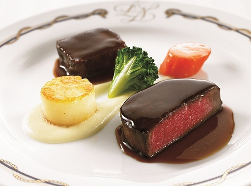 ル・ノルマンディのフレンチディナー例