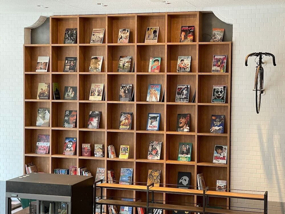 ロビーラウンジ