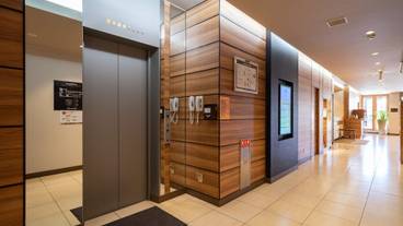 エレベーター / 1