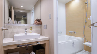 デラックストリプル (禁煙)