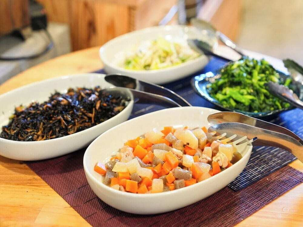 朝食