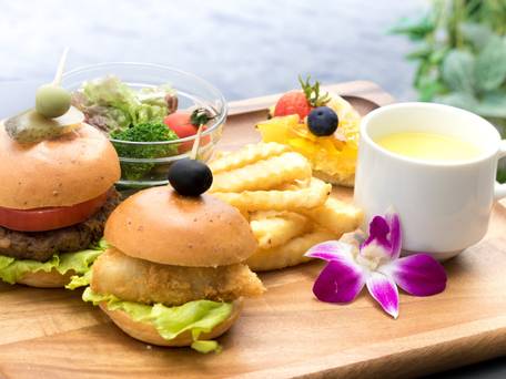 ヒューイットリゾート那覇 / 2