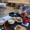 ラウンジの朝食。和定食。シャンパンも