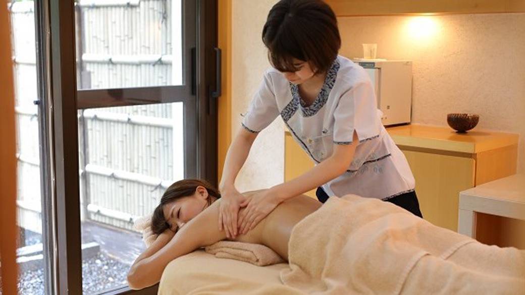 一緒に楽しめるスパで
仲良くくつろぎタイム / 3