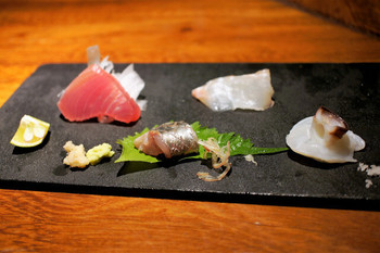 「ぽつらぽつら」 料理 66306900 刺し身盛り合わせ