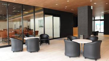 ロビーラウンジ / 4