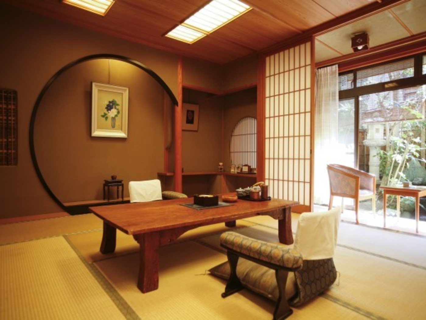 露天風呂付き客室ならまったり過ごせる。国内で2番目に古い温泉旅館4019471