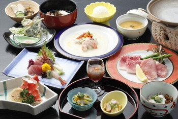 ホテル内で湯質の違う温泉を楽しむ贅沢！3640114