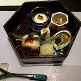 鳥蔵別邸 東屋(トリゾウベッテイアズマヤ)