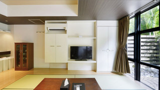 グランドフロア