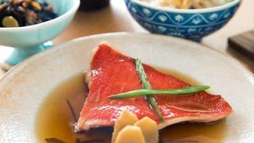 食事・飲み物 / 3