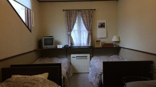 [ファミリー, グループでワイワイ出来るお部屋] トリプルルーム エキストラベッド付き 共用トイレ, バス 201