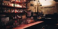 どこか秘密めいた京都の廃墟カフェ。「アンデパンダン」がかっこいい