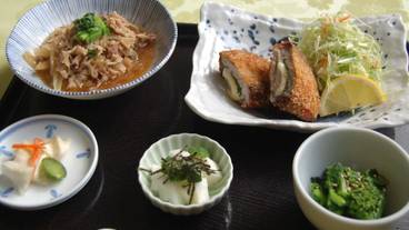 食事・飲み物 / 1