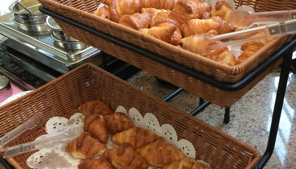 朝食メニュー一例② / 5