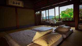 本館 (バス, トイレ付)