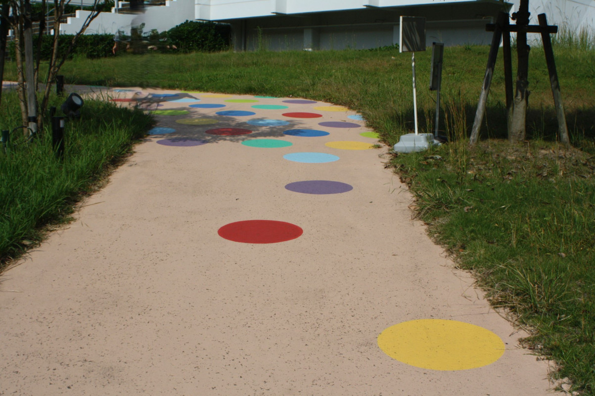 早朝から利用できるゲートへ