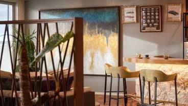 ロビーラウンジ / 14