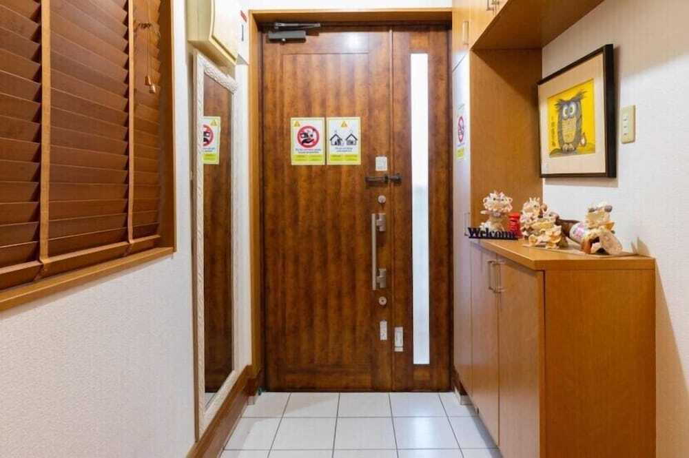 内部エントランス