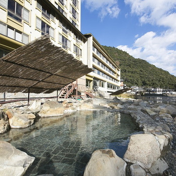 2.熊野古道まで送迎してくれる♪「山水館　川湯みどりや」3967398