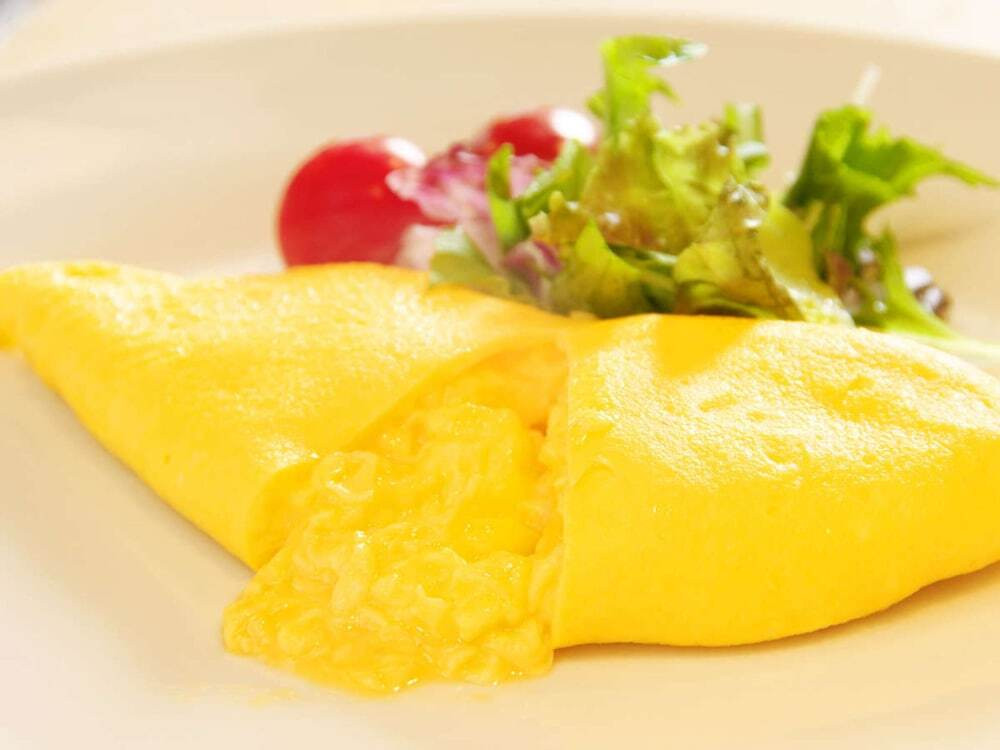 朝食 オムレツ一例