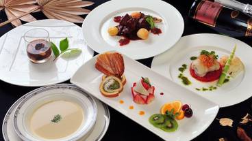 食事・飲み物 / 5