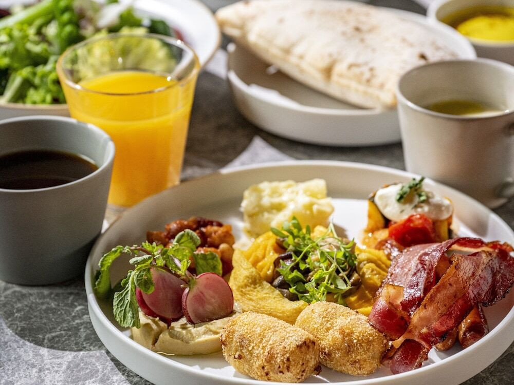 朝食