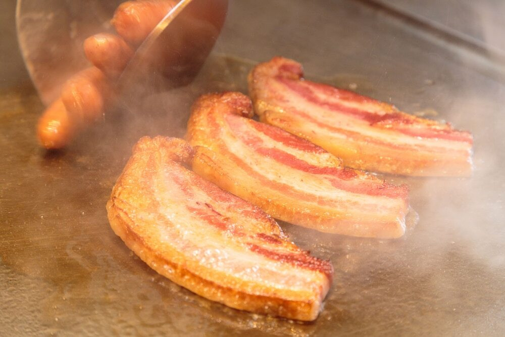 朝食ビュッフェ ベーコン