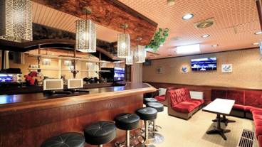 ロビーラウンジ / 13