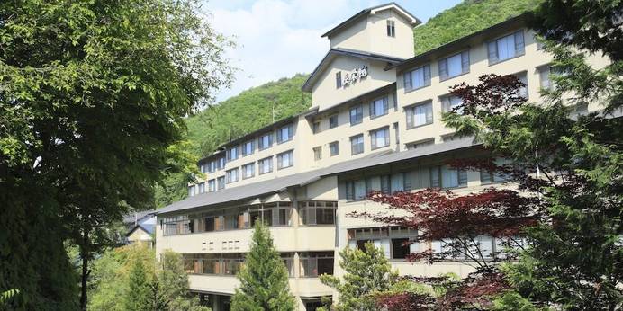 長栄館 生まれたての美肌の湯を愉しむ 源泉かけ流し100％（岩手県 旅館） / 1