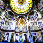 日本最大モスク「東京ジャーミー」。イスラム美にうっとり